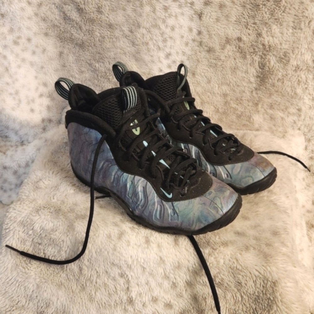 Nike Abalone Foamposite